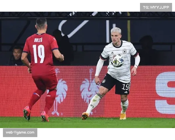 德甲联盟技术报告：将评估球场宽度对边路战术发展的长期影响